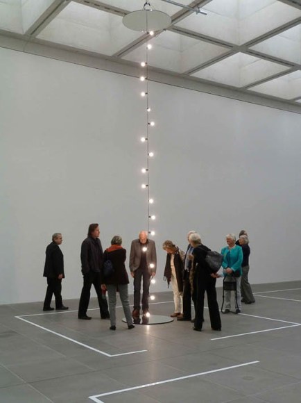 Jeppe Hein, Installation view: 1 X MUSEUM, 10 X ROOMS, 1 X WORKS, Neues Museum N&uuml;rnberg, Germany, 2010