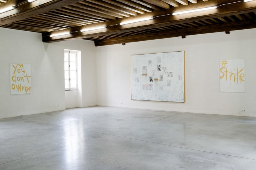 Installation view: &quot;Rodney Graham &amp; Kim Gordon,&quot; Le Consortium, Acad&eacute;mie Conti, Vosne-Roman&eacute;e, 2017