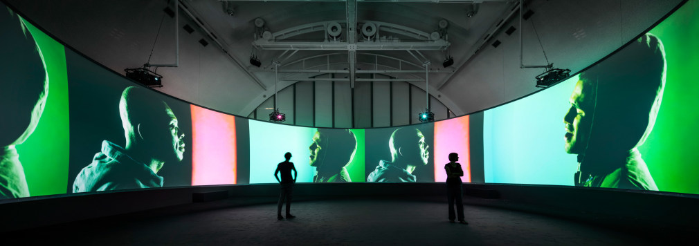 Doug Aitken, Song 1, 2012/2015, Installation view: Schirn Kunsthalle Frankfurt, 2015