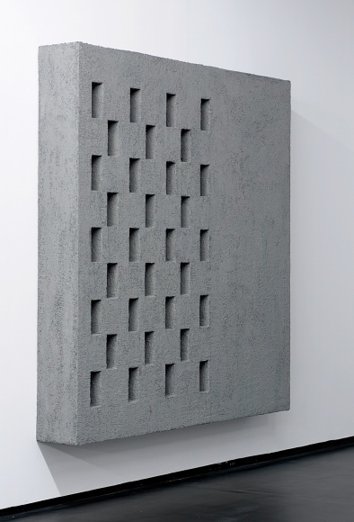 Valentin Carron, Installation view: Fibre, Fibre, Aust&egrave;re, Aust&egrave;re, La Conservera Centro de Arte Contempor&aacute;neo, 2009