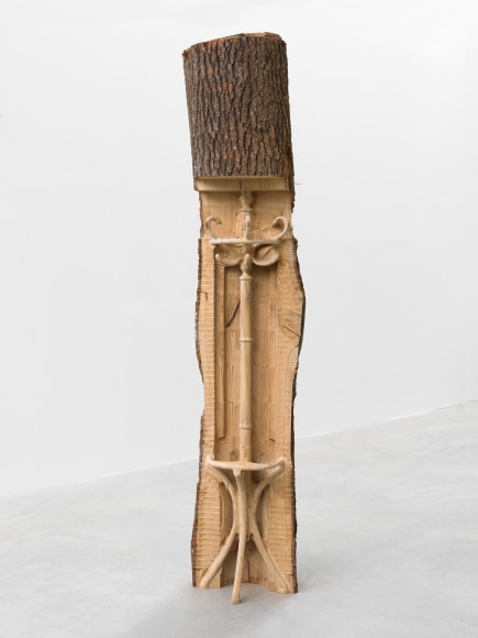 Alicja Kwade, aclothestreeisaclothestreeisaclothestree, 2018
