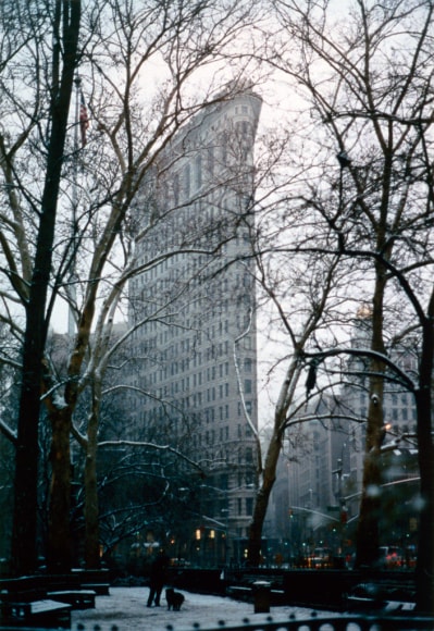 Karen Kilimnik, The Flat Iron Building, New York, 1903, 2002