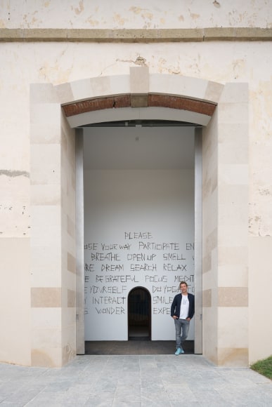 Installation view: Jeppe Hein, Your Way, Château La Coste, Le Puy-Sainte-Réparade, 2017