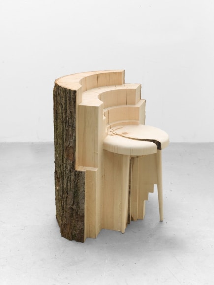 Alicja Kwade, Astoolisastoolisastool, 2017