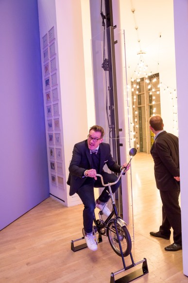 Jeppe Hein, This Way, Kunstmuseum Wolfsburg, 2015