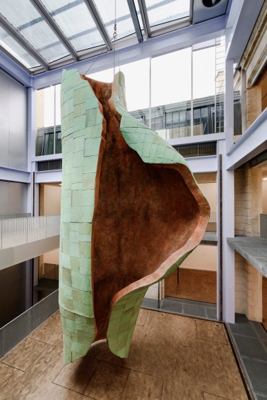 Installation view: Katinka Bock - Commotion in Higienópolis