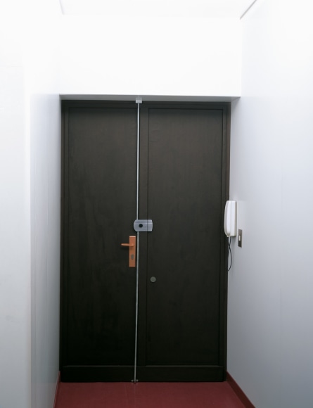 Thomas Demand, Embassy V, 2007