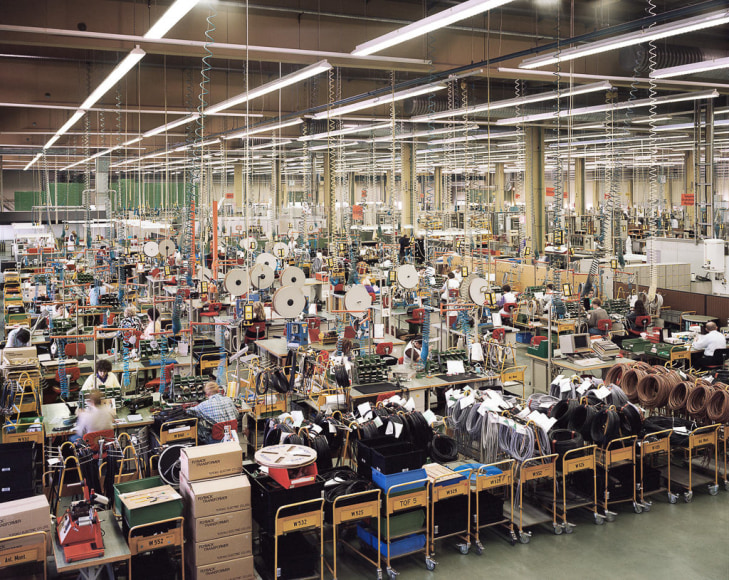 Andreas Gursky, Karlesruhe Siemens, 1991