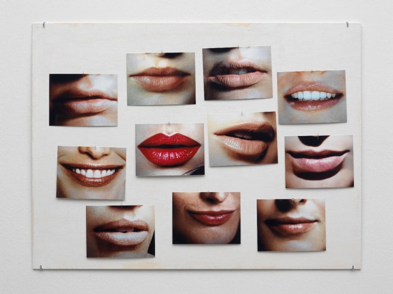 Hans-Peter Feldmann, Installation view: An Art Exhibition, Kunsthalle Düsseldorf, 2010
