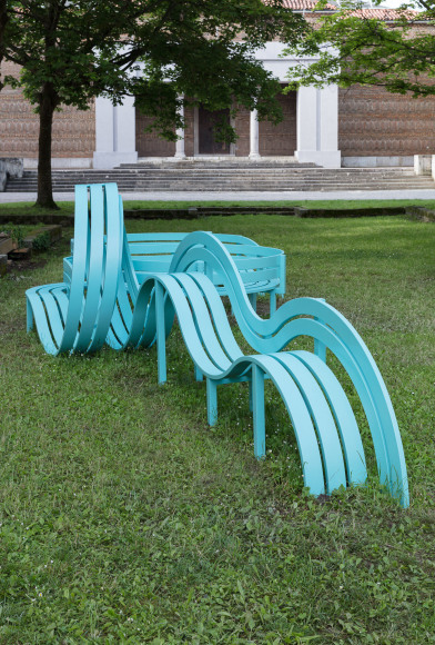 Exhibition view: May You Live In Interesting Times, 58th International Art Exhibition – La Biennale di Venezia, Venice, 2019, © Jeppe Hein, courtesy 303 Gallery, New York; König Galerie, Berlin; Galleri Nicolai Wallner, Copenhagen. Photo: Andrea Rossetti