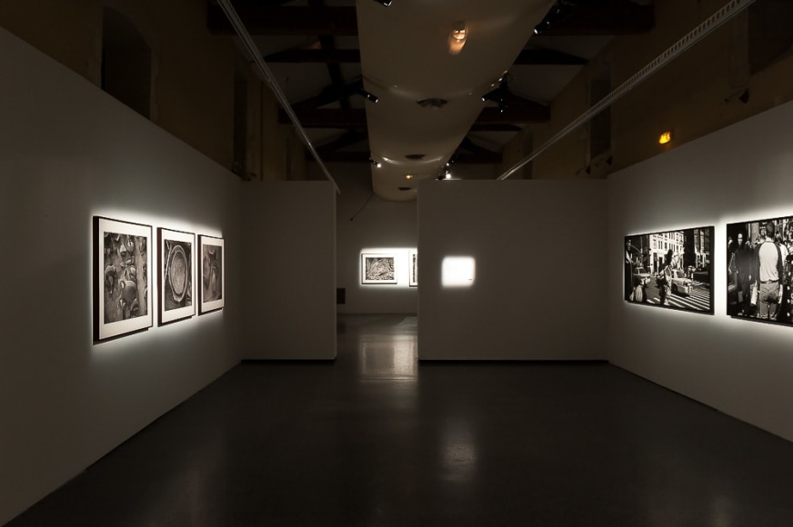 Stephen Shore, Installation view: Espace Van Gogh, Les Rencontres d'Arles, Arles