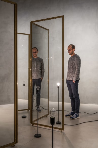 Alicja Kwade, Installation view: Glances, Blue Project Foundation, Barcelona, 2018