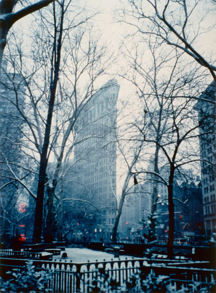 Karen Kilimnik, The Flat Iron Building, New York, 1903, 2002