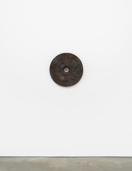 Nina Canell, Crash