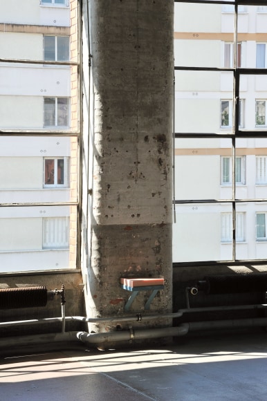 Nina Canell, Installation view: Dolphin Dandelion, Le Crédac, Paris Ivry-sur-Seine, 2017