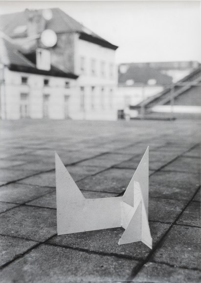 Koenraad Dedobbeleer, Anguish Concealed by the Emotionless Formulation, 2009