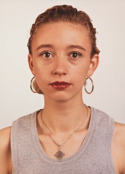 Thomas Ruff, Portrait (Carolin Kewer), 1988