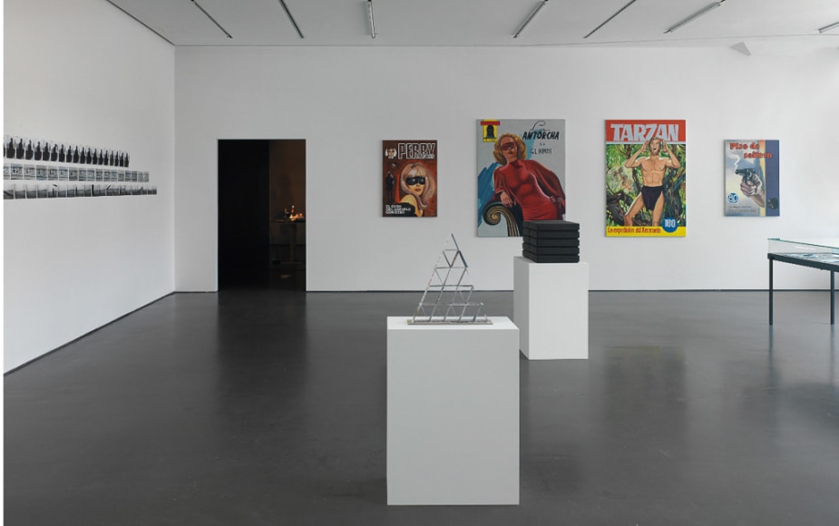 Hans-Peter Feldmann, Installation view: An Art Exhibition, Kunsthalle Düsseldorf, 2010