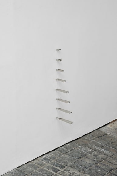 Nina Canell, Waver
