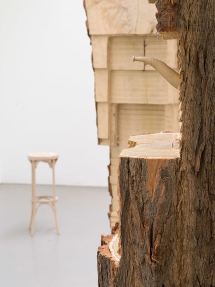 Alicja Kwade, Installation view: Kausalkonsequenz, Langen Foundation, Neuss, 2020