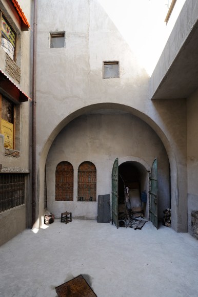Mike Nelson, Installation view: I, Imposter
