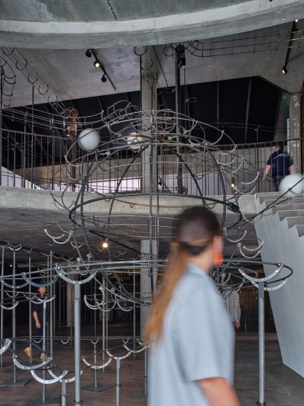 Installation view: Jeppe Hein, Distance, konschtal Esch, Luxembourg - (c) Christof Weber