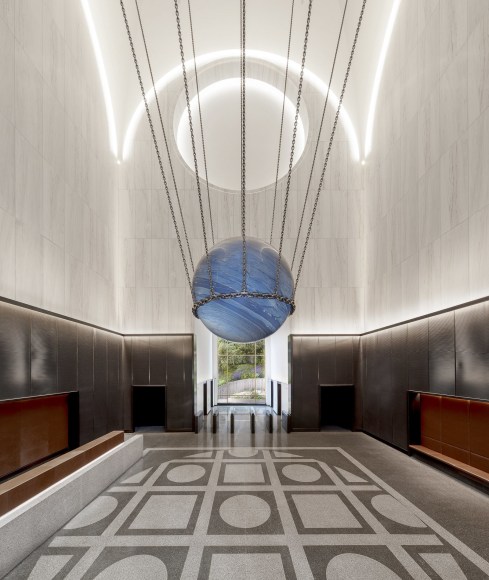 Alicja Kwade, SolidSky