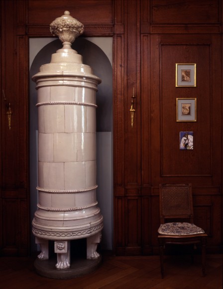 Karen Kilimnik, Installation view: Historisches Museum Basel, Haus Zum Kirschgarten, 2005