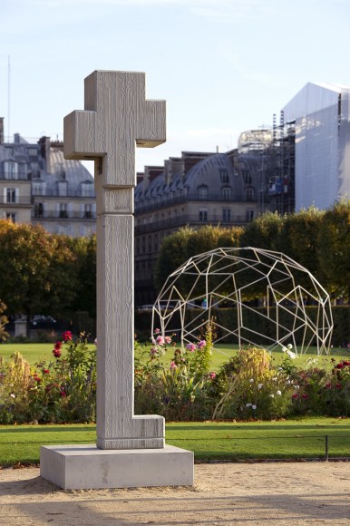 Valentin Carron, Scruff mechanics, gray cross, 2013rron