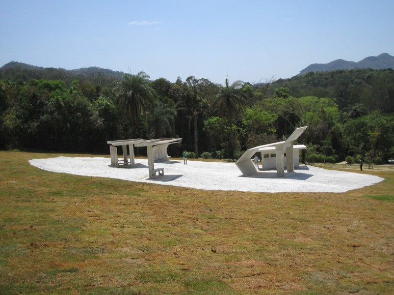 Dominique Gonzalez-Foerster, Desert Park, 2010, Permanent Installation: Inhotim, Brumadinho, Brazil