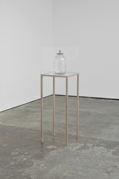 Nina Canell, Installation view: Into the Eyes as Ends of Hair, Cubitt, London, 2012