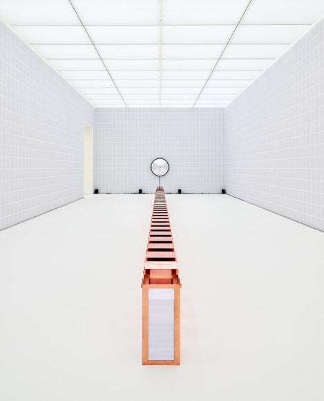 Installation view: Alicja Kwade, Die Notwendigkeit der Dinge (The Necessity of Things), museum Voorlinden, Wassenaar. Photo: Antoine van Kaam