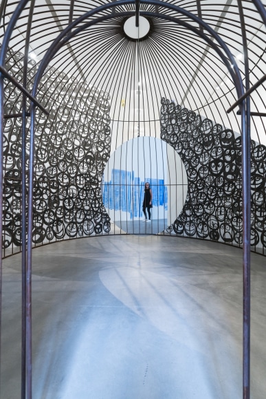 Installation view: Jeppe Hein, Your Way, Château La Coste, Le Puy-Sainte-Réparade, 2017