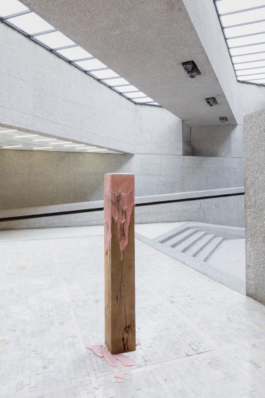 Nina Canell, Installation view: Ayrton, Museo Tamayo, Mexico City, 2017