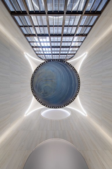 Alicja Kwade, SolidSky