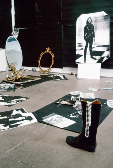 Karen Kilimnik, The Hellfire Club episode of the Avengers, 1989, Installation view: 303 Gallery, New York, 2001