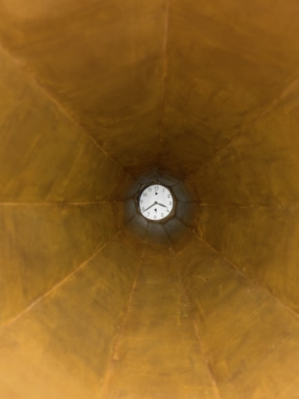 Der Tag ohne Gestern (detail), 2014, corten steel, alarm clock