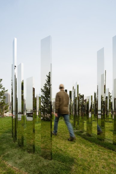 Jeppe Hein, Mirror Labyrinth NY, 2015, Installation view: Please Touch The Art. Brooklyn Bridge Park, 2015-16