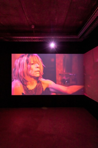 Installation view: Kim Gordon, Object of Projection, curated by Lawrence English, gnration, Braga, Portugal., Photo: Adriano Ferreira Borges