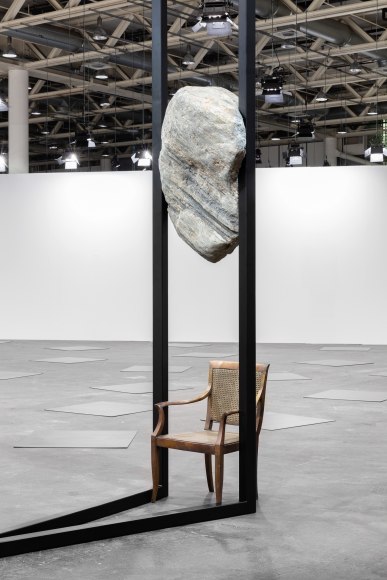 &nbsp;Installation view, Alicja Kwade,&nbsp;ParaPosition, 2024. Unlimited, U10. Photo: Sebastiano Pellion di Persano