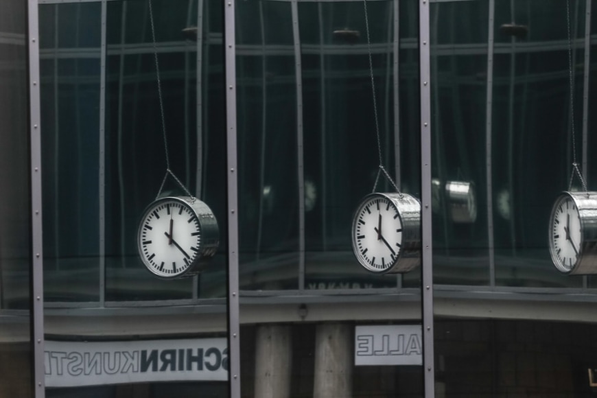 Alicja Kwade, The Void of the Moment in Motion, Installation at Schirn Kunsthalle Frankfurt