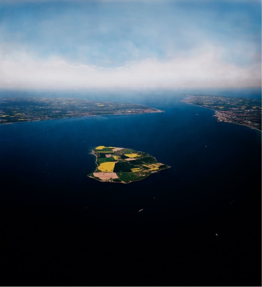 Florian Maier-Aichen, Aus Ven [From Hven], 2011