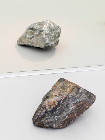 Alicja Kwade, Relativer Zustand, 2015