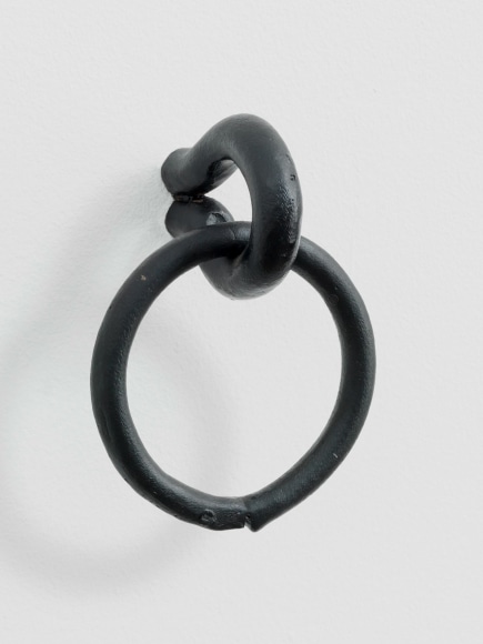 Valentin Carron, Cercle archaïque mate, 2011