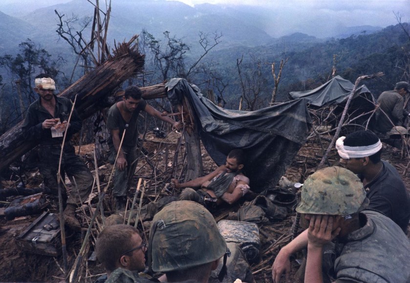 Larry Burrows Vietnam 1966