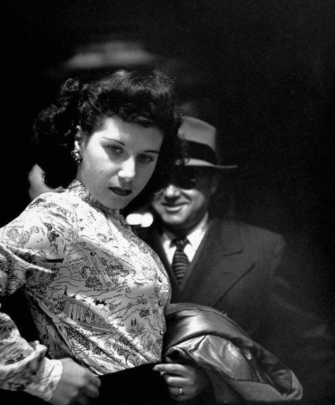 Yale Joe Skirt-Twister