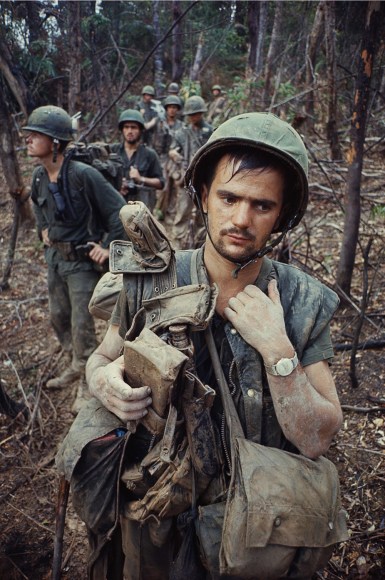 Larry Burrows Vietnam 1966