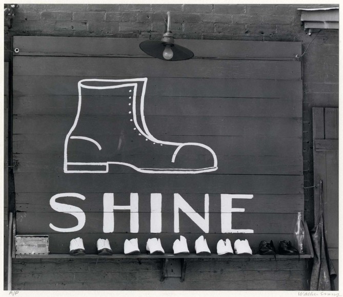 Walker Evans, Shoeshine Sign in a Southern Town, 1936