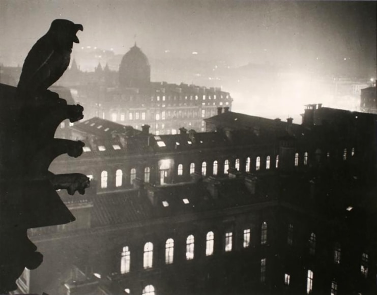 Brassa&iuml;, Hotel de Dieu, vue de Notre Dame, 1933