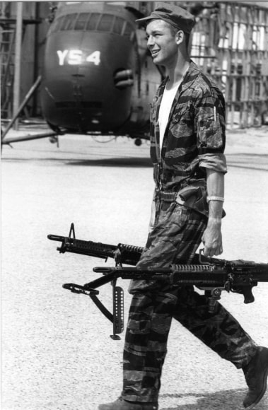 Larry Burrows Yankee Papa 13, 1965